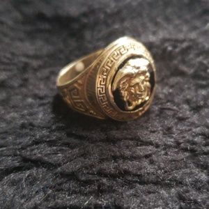 Versace Accessories - Gold ring Versace Accessories - Gold ring